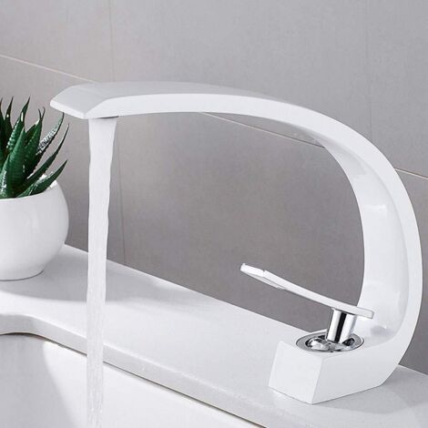 Mitigeur de lavabo chromé en laiton – Design moderne avec surface résistante aux rayures – Installation facile pour salles de bain contemporaines (1/8)