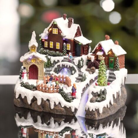 Fééric Lights And Christmas – Village de Noël lumineux avec effet glace – Dimensions 29,5 x 24 x 24,5 cm – Poids 2,1 kg – 28 LED multicolores – Fonctionne sur secteur (1/3)