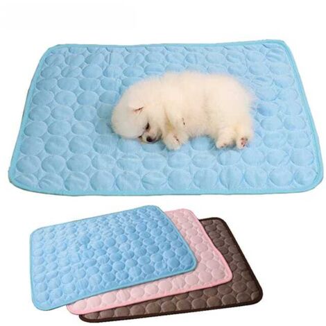 Tapis rafraîchissant pour chien,tapis de couchage auto-refroidissant en soie glacée, pliable et lavable,couverture d'été fraîche (grande, 70 x 55 cm) (1/4)