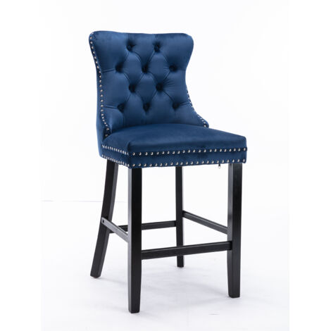 Eifson – Lot de 2 chaises scandinaves en velours bleu – Rembourrage capitonné – Pieds en bois massif – Dossier haut avec rivets chromés (1/5)