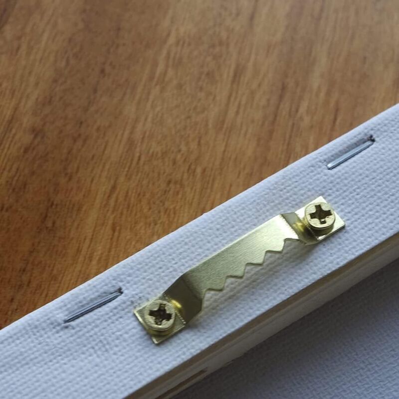 Petit Crochet Pour Fixer Cadre Photo