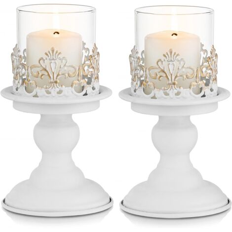 Chandeliers vintage en métal blanc, parfaits pour la décoration de table, de cheminée, pour Noël, les fêtes, les mariages et autres occasions. (1/5)
