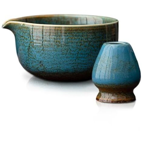 [JAMAIS UTILISÉ] Service à thé Matcha bleu, 2 pièces, comprenant un chawan (510 ml) et un porte-fouet en céramique. Accessoires minimalistes pour la maison, le bureau ou à offrir.