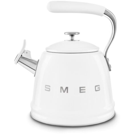 Smeg – Bouilloire sifflante blanche 2,3L en inox – Poignée silicone résistante – Compatible induction – WKF01WH
