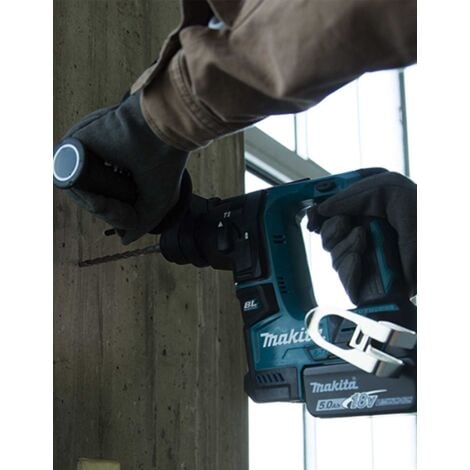 MAKITA Kit MK704 (DHR171 DGA504 DTD154 DJR186 DJV182 DSS610 DBO180 2 x 5,0 Ah DC18RC 2 x LXT600)