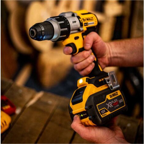 DeWALT Kit DWK224 (DCD996 DCF887 2 x 5,0 Ah DCB115 TSTAK VI)
