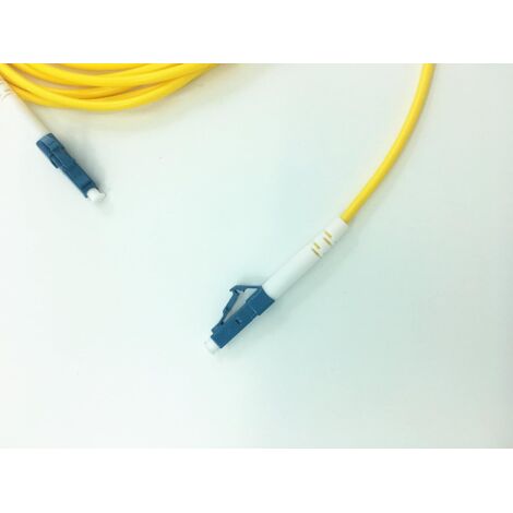 Installazione Di Cavo A Fibre Ottiche Coassiale Ibrida Di NBN Con Un Tamburo Per Cavi 79358118