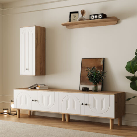 Conjunto de muebles de salón de 3 piezas: soporte para TV, armario y estante de pared. Puertas con diseño esculpido. Color blanco y natural