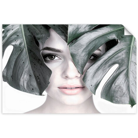 Poster autocollant Portrait d'une femme avec des feuilles de monstera 150x100 (1/3)