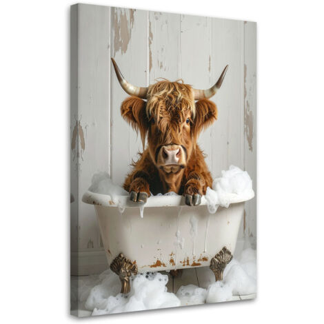 Tableau déco Vache écossaise assise dans une baignoire avec de la mousse 40x60 (1/4)