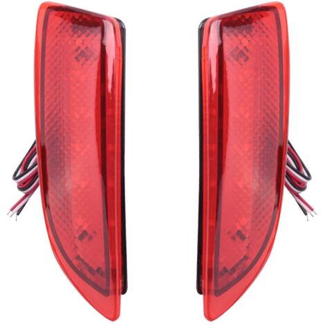 Feu arrière LED pour pare-chocs 2011-2012, clignotant et stop intégré (1/5)