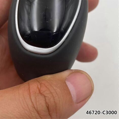 Pour LF 2015, levier de vitesses automatique à boule -- (1/5)