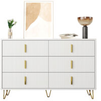 Élégant buffet design moderne, commode spacieuse avec poignées dorées