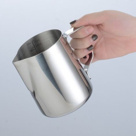 BEBUSINGOTO Pot à lait en acier inoxydable, 600ml à main levée Café Pot à lait Lait Pichet Pichet Tasse avec mesure Mark, Milk pitcher carafes pour la création Barista Cappuccino Espresso (1/5)