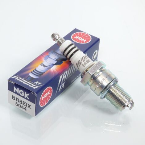 Bougie d'allumage NGK pour Moto Rieju 50 RS1 1998 à 2003 Neuf (1/5)