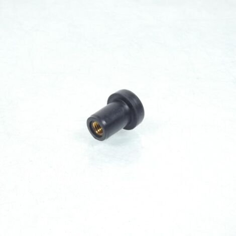 Écrou emporté caoutchouc M5 pour scooter Yamaha 530 T-Max (1/4)