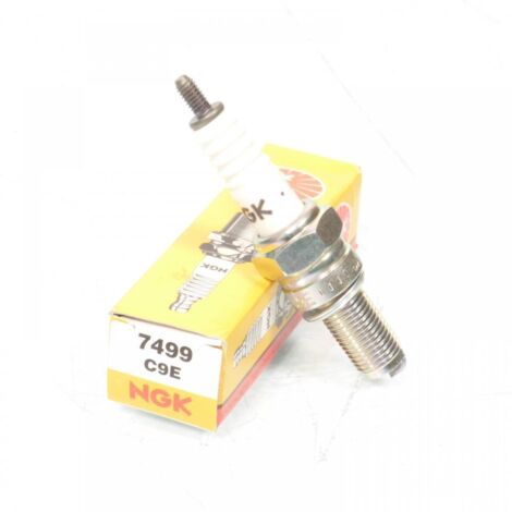 Bougie d'allumage NGK pour Auto C9E / 7499 Neuf (1/2)