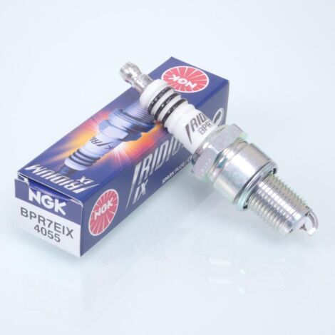 Bougie d'allumage NGK pour Moto Yamaha 400 XV Après 1984 Neuf (1/5)