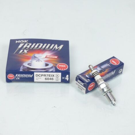 Bougie d'allumage NGK pour Moto Harley Davidson 1584 FXD 2009 à (1/5)