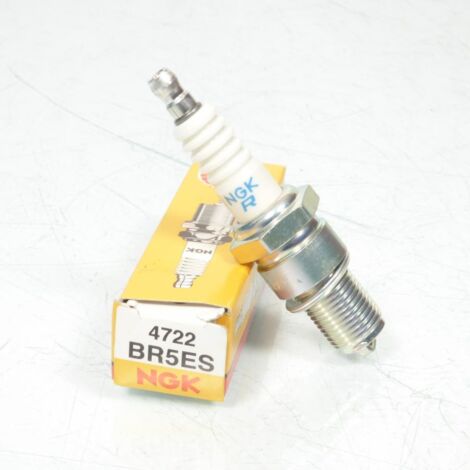 Bougie d'allumage NGK pour Auto BR5ES / 4722 Neuf (1/2)
