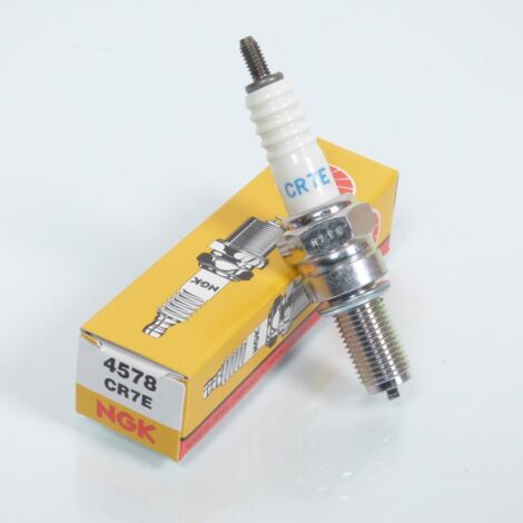 Bougie d'allumage NGK pour Quad Suzuki 400 Lt-Z Quadsport 2008 à (1/5)