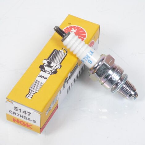 Bougie d'allumage NGK pour Moto YCF 150 F Factory 2016 à 2019 (1/3)