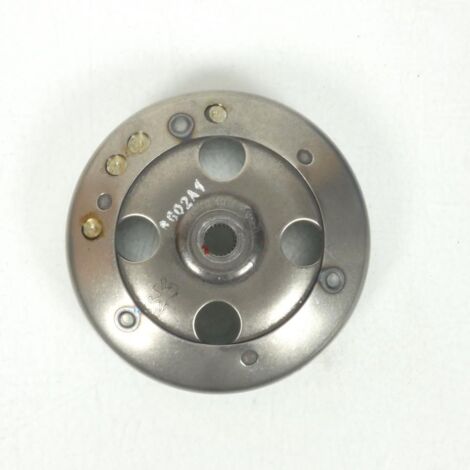 Cloche d'embrayage pour scooter Peugeot 50 Elyseo 1999 752804 (1/4)