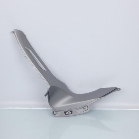 Tablier AR origine pour scooter Piaggio 350 Beverly Sport Touring (1/2)