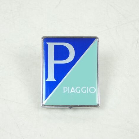 Emblème logo origine pour scooter Piaggio 250 Vespa GTS 2005 à (1/3)