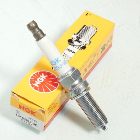 Bougie d'allumage NGK pour Auto LMAR9J-9E / 94162 Neuf (1/2)