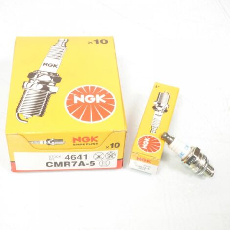 Bougie d'allumage NGK pour Auto CMR7A-5 / 4641 / 10 Neuf (1/3)