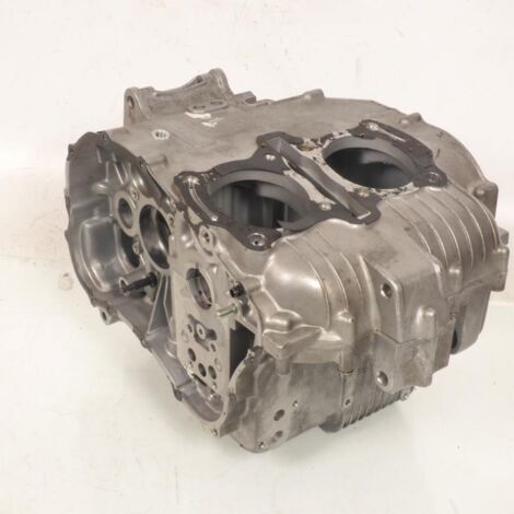 [PRODUIT D'OCCASION] Carter moteur origine pour Moto Honda 400 Cb A Automatic Après (1/5)