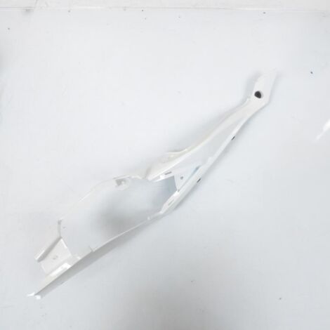 [PRODUIT D'OCCASION] Sabot bas de caisse droit origine pour moto Suzuki 600 Gladius (1/2)