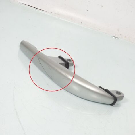 [PRODUIT D'OCCASION] Poignée passager gauche 1C0-F474A origine pour Yamaha 125 Xmax (1/2)