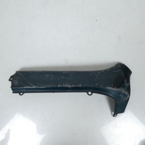 [PRODUIT D'OCCASION] Sabot bas de caisse droit pour scooter Peugeot SV 125 1991 à 1995 (1/5)