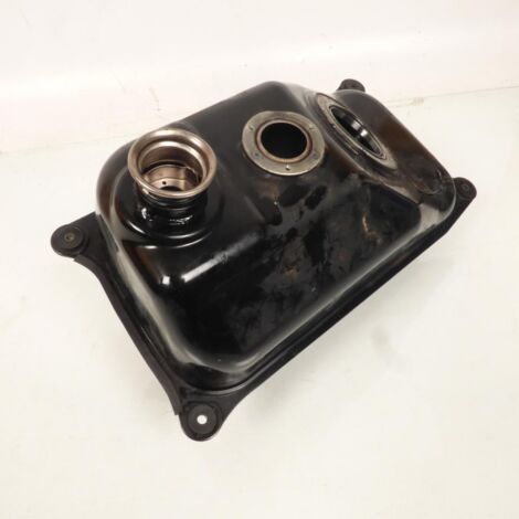 [PRODUIT D'OCCASION] Réservoir à carburant origine pour scooter Suzuki 400 Burgman (1/4)