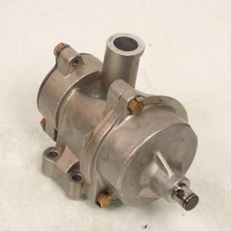 [PRODUIT D'OCCASION] Pompe à huile origine pour moto Suzuki 1400 GSX 2002 à 2007 Y701 (1/3)