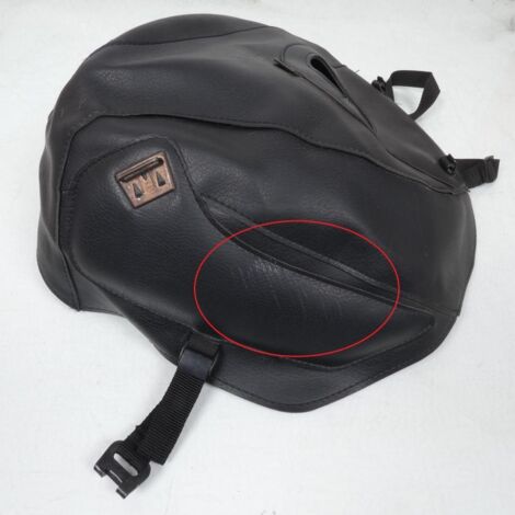 [PRODUIT D'OCCASION] Tapis de réservoir Bagster pour moto Honda 600 CBR 1987 à 1990 (1/5)