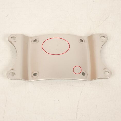 [PRODUIT D'OCCASION] Support garde boue avant pour moto Suzuki GSF 400 Bandit N 1991 à (1/2)