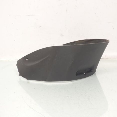 [PRODUIT D'OCCASION] Protège jambe origine pour Scooter Piaggio 50 Zip 2 2006 à 2016 (1/2)