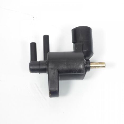 [PRODUIT D'OCCASION] Clapet dépression origine pour moto Suzuki 500 Gs F 2004 à 2011 (1/2)
