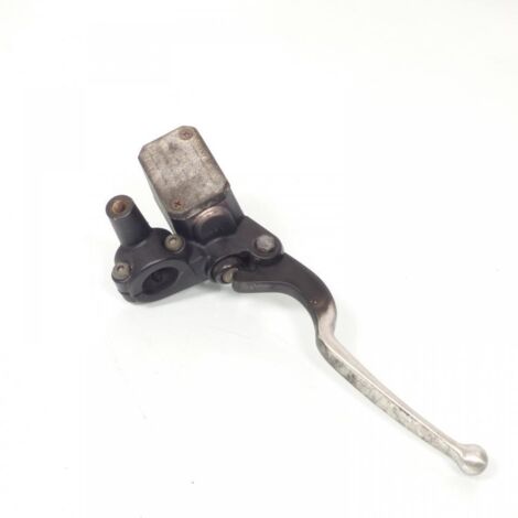 [PRODUIT D'OCCASION] Maître cylindre frein avant origine pour scooter Yamaha 125 Xmax (1/2)