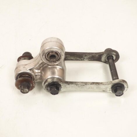 [PRODUIT D'OCCASION] Biellette de bras oscillant origine pour moto Suzuki 650 SV 1999 (1/2)