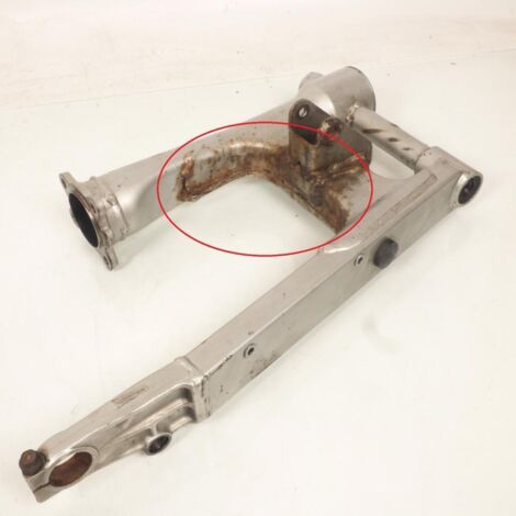 [PRODUIT D'OCCASION] Bras oscillant origine pour moto Honda 650 NTV deauville (1/4)