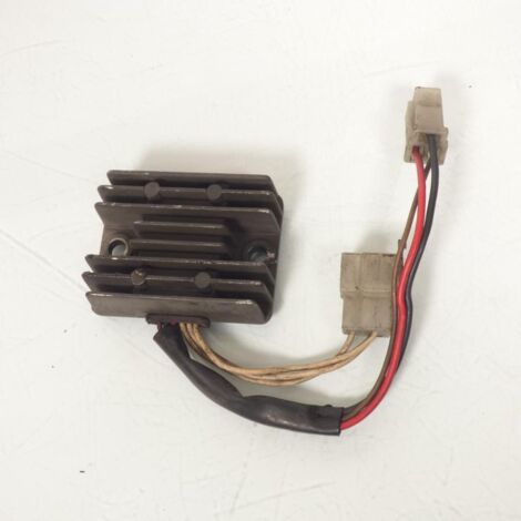 [PRODUIT D'OCCASION] Régulateur redresseur de tension origine pour Moto Yamaha 125 SR (1/2)