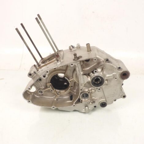 [PRODUIT D'OCCASION] Carter moteur origine pour Moto Suzuki 125 GN 1994 à 2001 F401