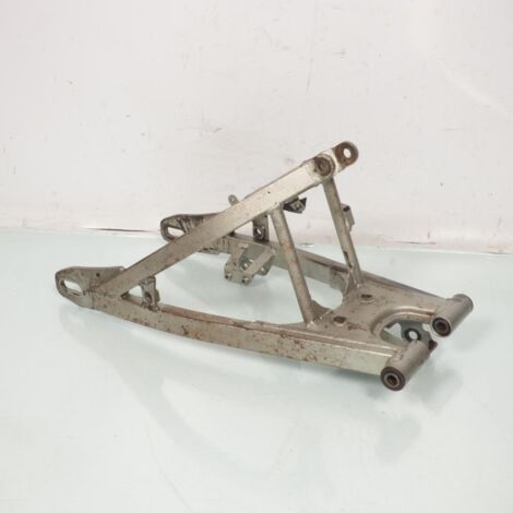 [PRODUIT D'OCCASION] Bras oscillant origine pour moto Yamaha 125 DTLC 1982 à 1983 (1/3)