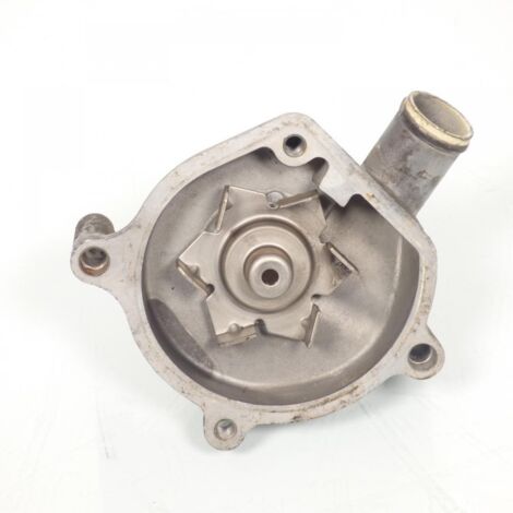 [PRODUIT D'OCCASION] Pompe à eau origine pour Moto Honda 750 VFC Occasion (1/2)