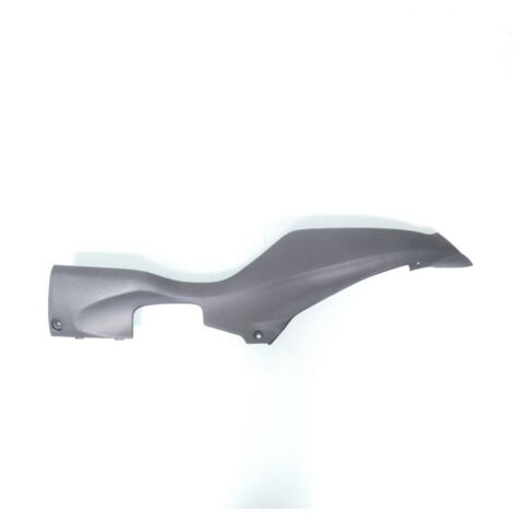 [JAMAIS UTILISE] Sabot bas caisse gauche pour scooter Chinois 125 YY125T-7 noir (1/5)