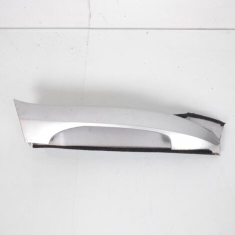 [PRODUIT D'OCCASION] Poignée passager origine pour scooter Suzuki 400 Burgman 2000 (1/2)